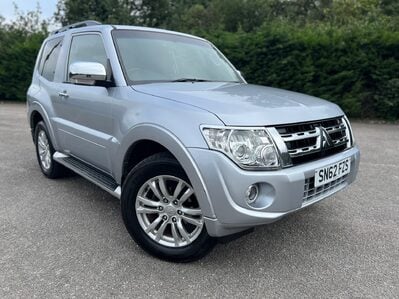 Mitsubishi Shogun 3.2 DI-D 4WORK WARRIOR 3DR SWB COMMERCIAL