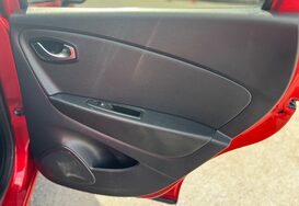 Renault Captur DYNAMIQUE S NAV 1.5 DCI AUTOMATIC 28