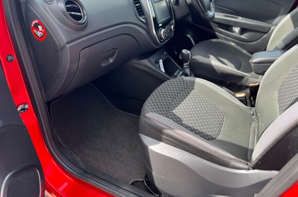 Renault Captur DYNAMIQUE S NAV 1.5 DCI AUTOMATIC 33