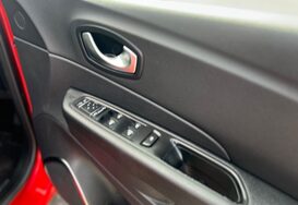 Renault Captur DYNAMIQUE S NAV 1.5 DCI AUTOMATIC 24