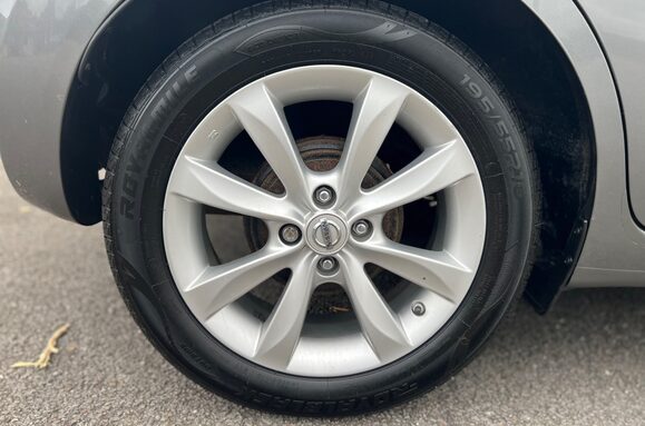 Nissan Note 1.5 DCI TEKNA 5 DOOR £20 ROAD TAX 9
