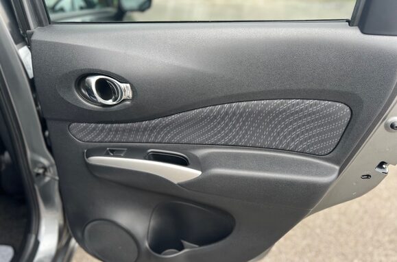 Nissan Note 1.5 DCI TEKNA 5 DOOR £20 ROAD TAX 22