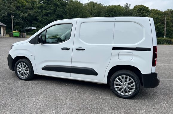 Citroen Berlingo 1000 ENTERPRISE PRO M 1.5 BLUEHDI 11