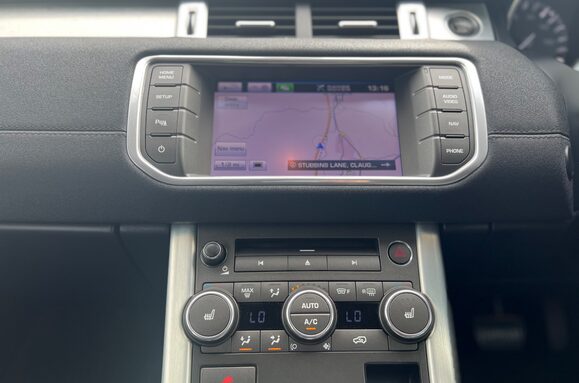 Land Rover Range Rover Evoque 2.2 SD4 PURE TECH AUTO 33