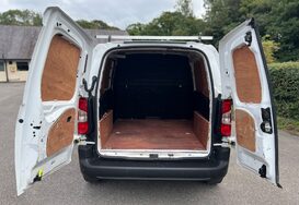 Peugeot Partner 1.5 BLUEHDI PROFESSIONAL PREMIUM L1 26