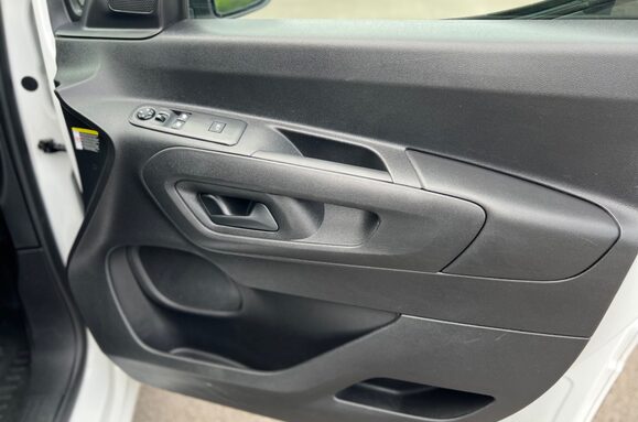 Peugeot Partner 1.5 BLUEHDI PROFESSIONAL PREMIUM L1 18