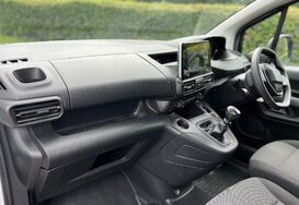 Peugeot Partner 1.5 BLUEHDI PROFESSIONAL PREMIUM L1 21
