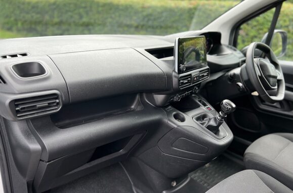 Peugeot Partner 1.5 BLUEHDI PROFESSIONAL PREMIUM L1 21
