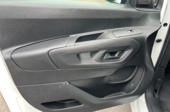 Peugeot Partner 1.5 BLUEHDI PROFESSIONAL PREMIUM L1 22