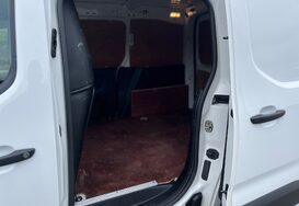 Peugeot Partner 1.5 BLUEHDI PROFESSIONAL PREMIUM L1 24