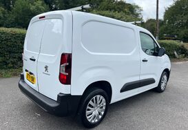 Peugeot Partner 1.5 BLUEHDI PROFESSIONAL PREMIUM L1 7