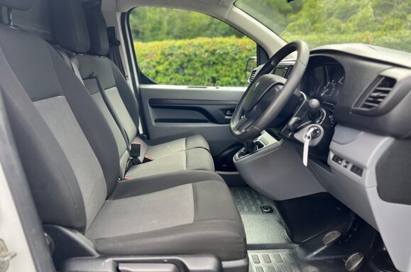 Peugeot Expert 1.5 BLUE HDI PROFESSIONAL PREMIUM L1 15