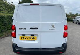 Peugeot Expert 1.5 BLUE HDI PROFESSIONAL PREMIUM L1 8