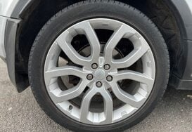 Land Rover Range Rover Evoque 2.2 SD4 DYNAMIC LUX AUTOMATIC 9