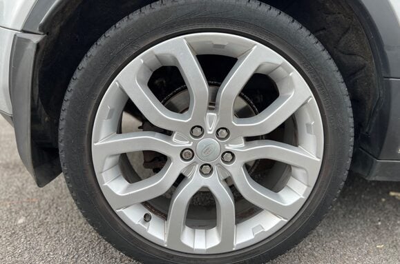 Land Rover Range Rover Evoque 2.2 SD4 DYNAMIC LUX AUTOMATIC 9