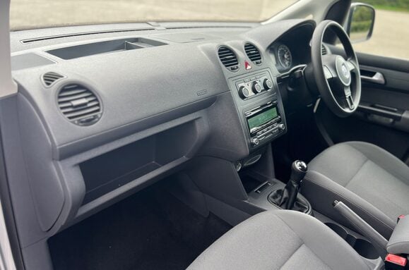 Volkswagen Caddy Maxi Life C20 LIFE TDI 5 SEATS VISTA WHEELCHAIR CONVERSION 29