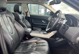 Land Rover Range Rover Evoque 2.2 SD4 PURE TECH AUTO PAN ROOF 19