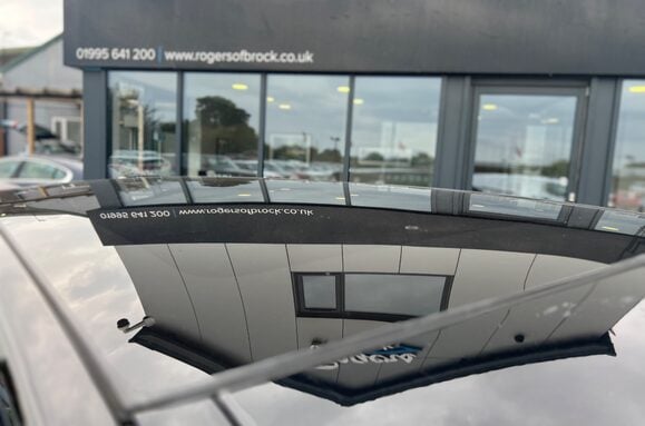 Land Rover Range Rover Evoque 2.2 SD4 PURE TECH AUTO PAN ROOF 13