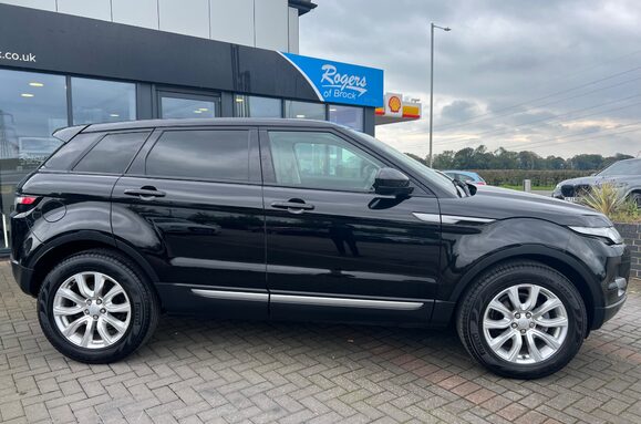 Land Rover Range Rover Evoque 2.2 SD4 PURE TECH AUTO PAN ROOF 6