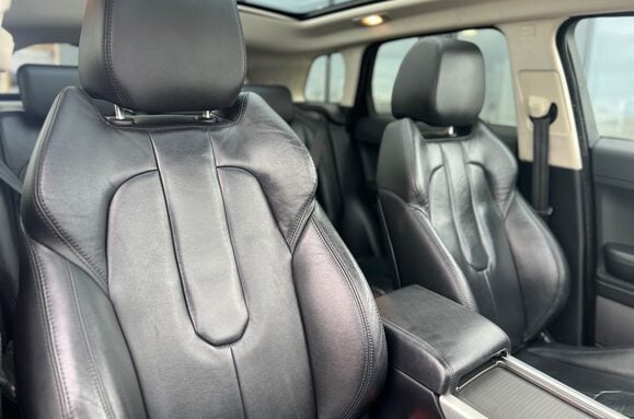 Land Rover Range Rover Evoque 2.2 SD4 PURE TECH AUTO PAN ROOF 18