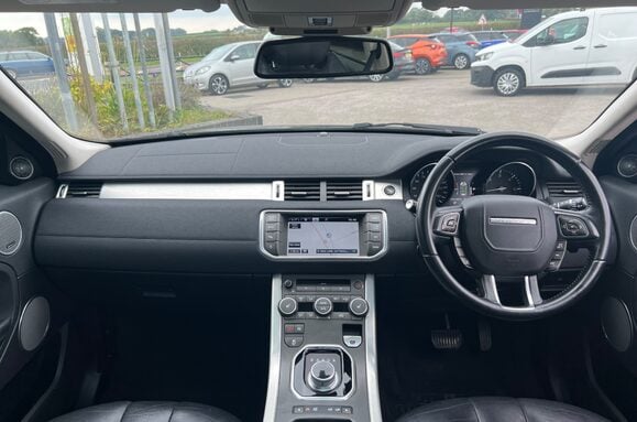 Land Rover Range Rover Evoque 2.2 SD4 PURE TECH AUTO PAN ROOF 28