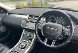 Land Rover Range Rover Evoque 2.2 SD4 PURE TECH AUTO PAN ROOF 16