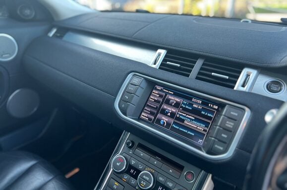 Land Rover Range Rover Evoque 2.2 ED4 PURE TECH COUPE PAN ROOF 25