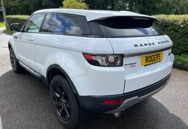 Land Rover Range Rover Evoque 2.2 ED4 PURE TECH COUPE PAN ROOF 11
