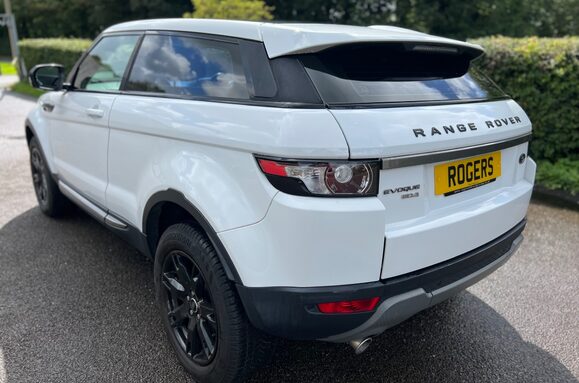 Land Rover Range Rover Evoque 2.2 ED4 PURE TECH COUPE PAN ROOF 11