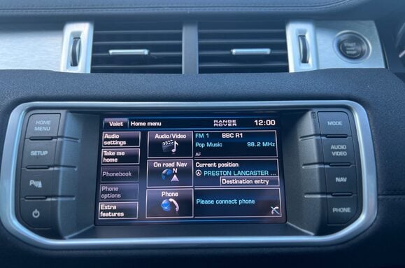 Land Rover Range Rover Evoque 2.2 ED4 PURE TECH COUPE PAN ROOF 39