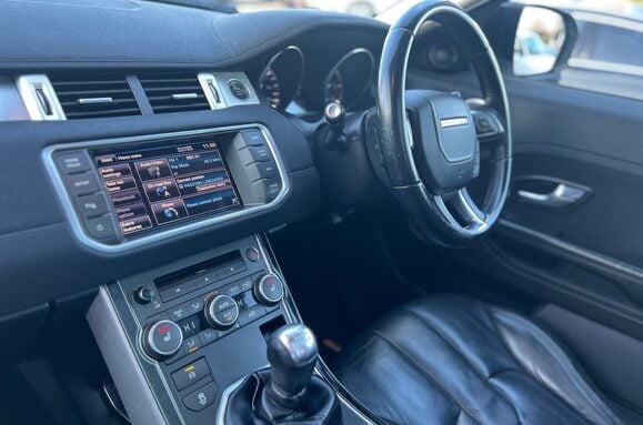 Land Rover Range Rover Evoque 2.2 ED4 PURE TECH COUPE PAN ROOF 33