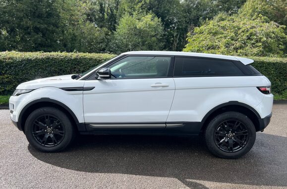 Land Rover Range Rover Evoque 2.2 ED4 PURE TECH COUPE PAN ROOF 10