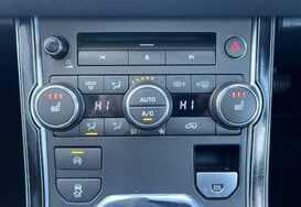 Land Rover Range Rover Evoque 2.2 ED4 PURE TECH COUPE PAN ROOF 40