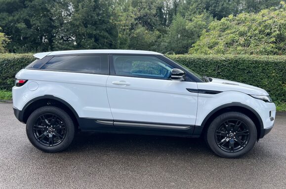 Land Rover Range Rover Evoque 2.2 ED4 PURE TECH COUPE PAN ROOF 6