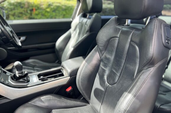 Land Rover Range Rover Evoque 2.2 ED4 PURE TECH COUPE PAN ROOF 23