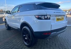 Land Rover Range Rover Evoque 2.2 ED4 PURE TECH COUPE PAN ROOF 14