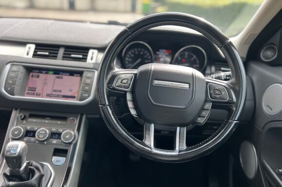Land Rover Range Rover Evoque 2.2 ED4 PURE TECH COUPE PAN ROOF 29