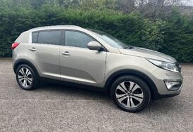 Kia Sportage 1.7 CRDI 3 SAT NAV GLASS PAN ROOF 5