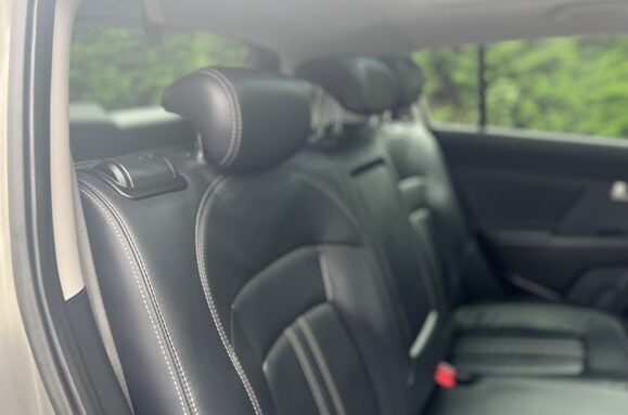 Kia Sportage 1.7 CRDI 3 SAT NAV GLASS PAN ROOF 26