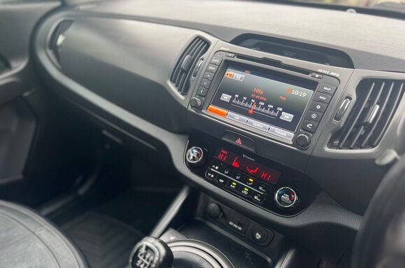 Kia Sportage 1.7 CRDI 3 SAT NAV GLASS PAN ROOF 21