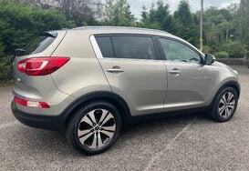 Kia Sportage 1.7 CRDI 3 SAT NAV GLASS PAN ROOF 7