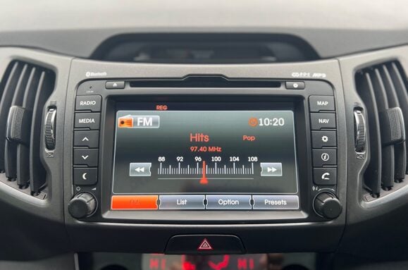 Kia Sportage 1.7 CRDI 3 SAT NAV GLASS PAN ROOF 39