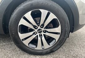 Kia Sportage 1.7 CRDI 3 SAT NAV GLASS PAN ROOF 15