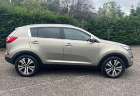 Kia Sportage 1.7 CRDI 3 SAT NAV GLASS PAN ROOF 6