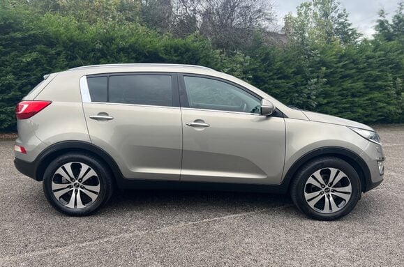 Kia Sportage 1.7 CRDI 3 SAT NAV GLASS PAN ROOF 6