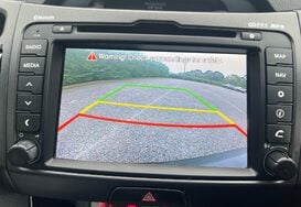 Kia Sportage 1.7 CRDI 3 SAT NAV GLASS PAN ROOF 45