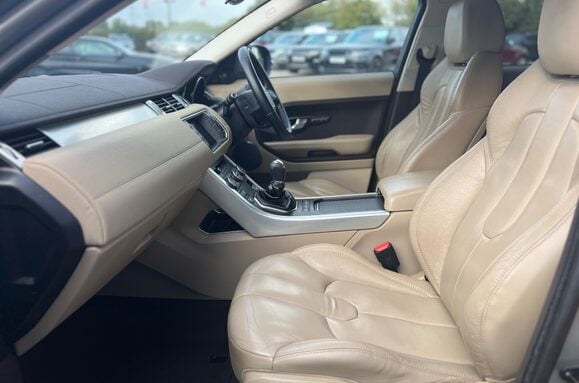 Land Rover Range Rover Evoque 2.2 SD4 PURE TECH 30