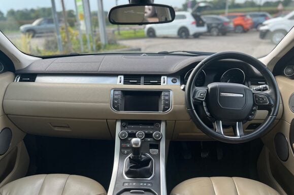 Land Rover Range Rover Evoque 2.2 SD4 PURE TECH 26