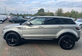Land Rover Range Rover Evoque 2.2 SD4 PURE TECH 10