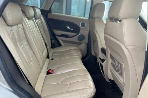 Land Rover Range Rover Evoque 2.2 SD4 PURE TECH 24